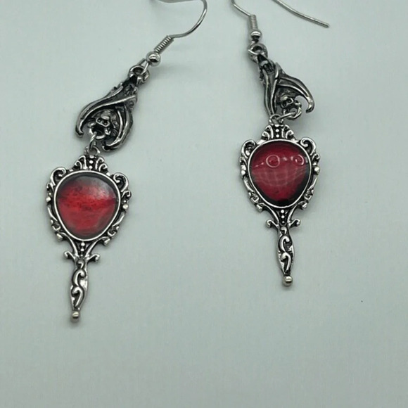 Mirror Mirror🪞Earrings - Picture 6 of 9